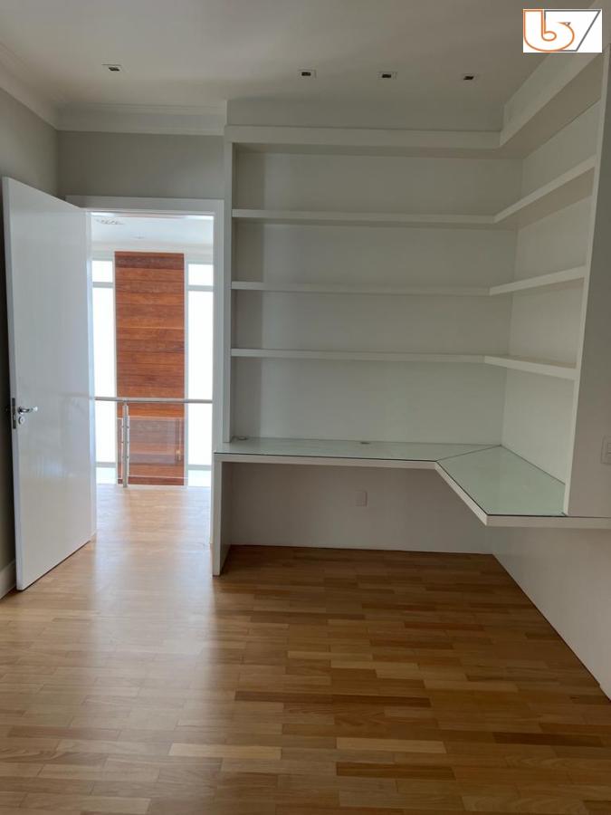 Casa de Condomínio à venda com 4 quartos, 471m² - Foto 32