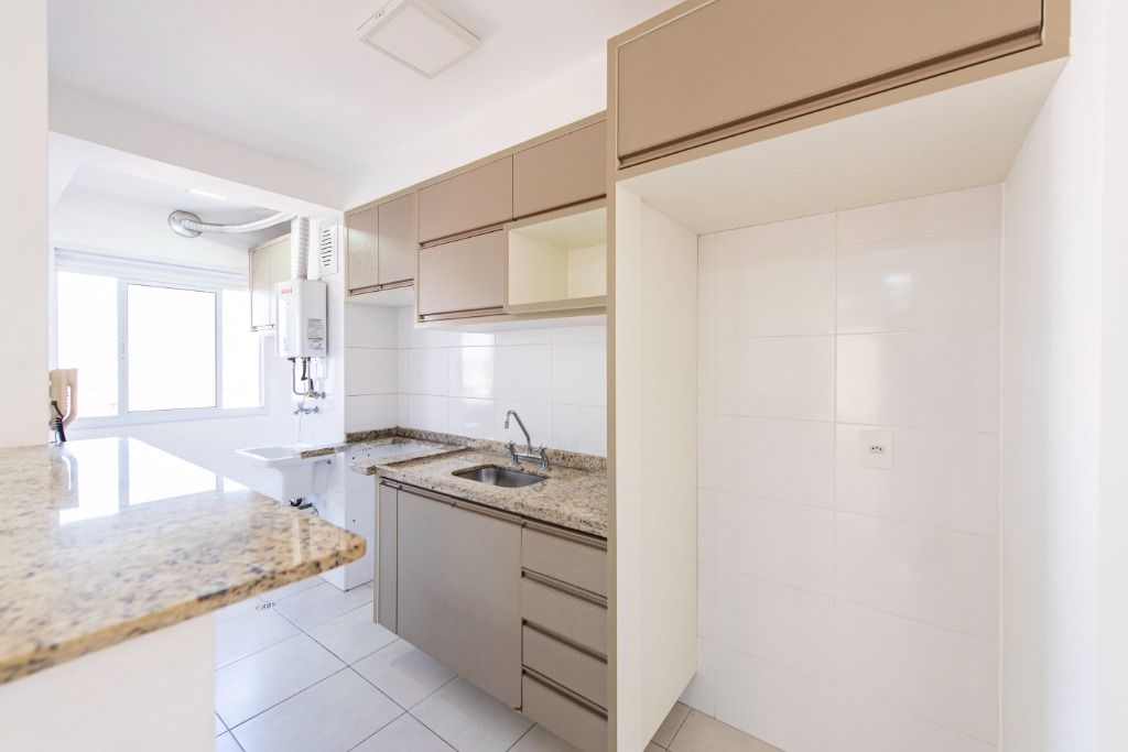 Apartamento para alugar com 3 quartos, 75m² - Foto 39