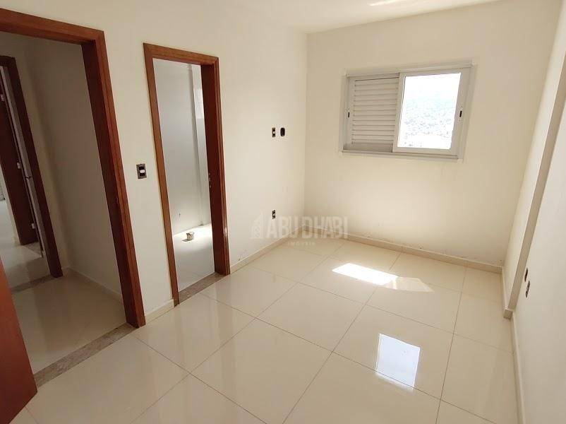 Apartamento à venda com 3 quartos, 129m² - Foto 5