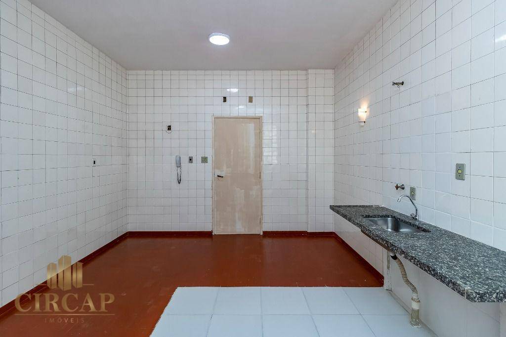 Apartamento à venda com 3 quartos, 149m² - Foto 7