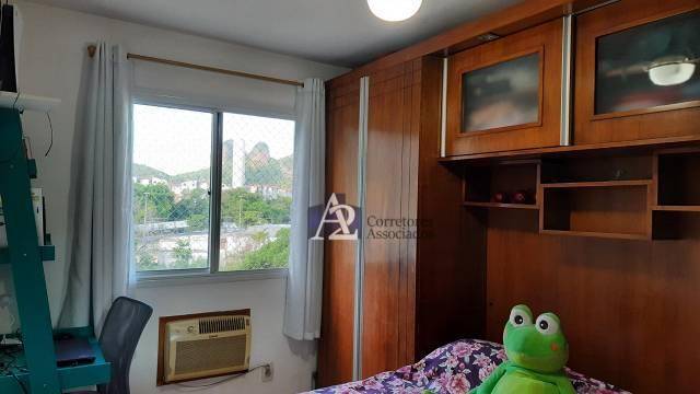 Apartamento à venda com 2 quartos, 55m² - Foto 7