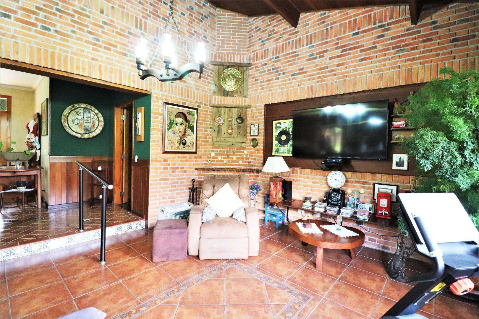 Casa de Condomínio à venda e aluguel com 3 quartos, 347m² - Foto 1