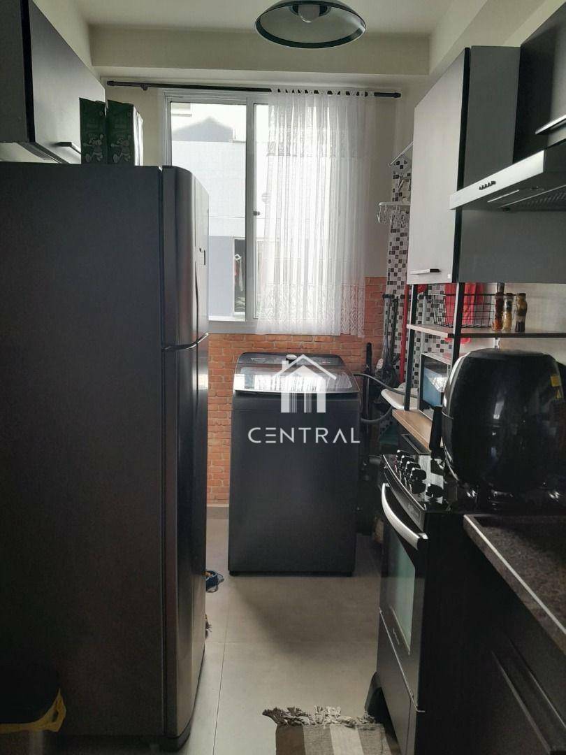 Apartamento à venda com 2 quartos, 44m² - Foto 4