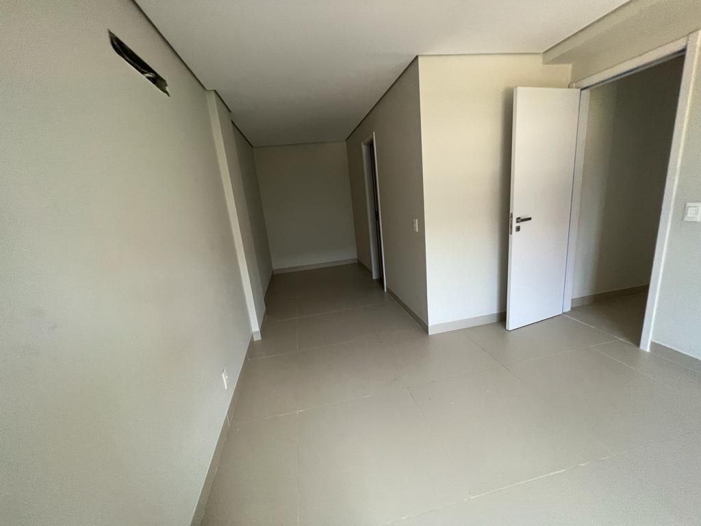 Apartamento à venda com 2 quartos, 62m² - Foto 16