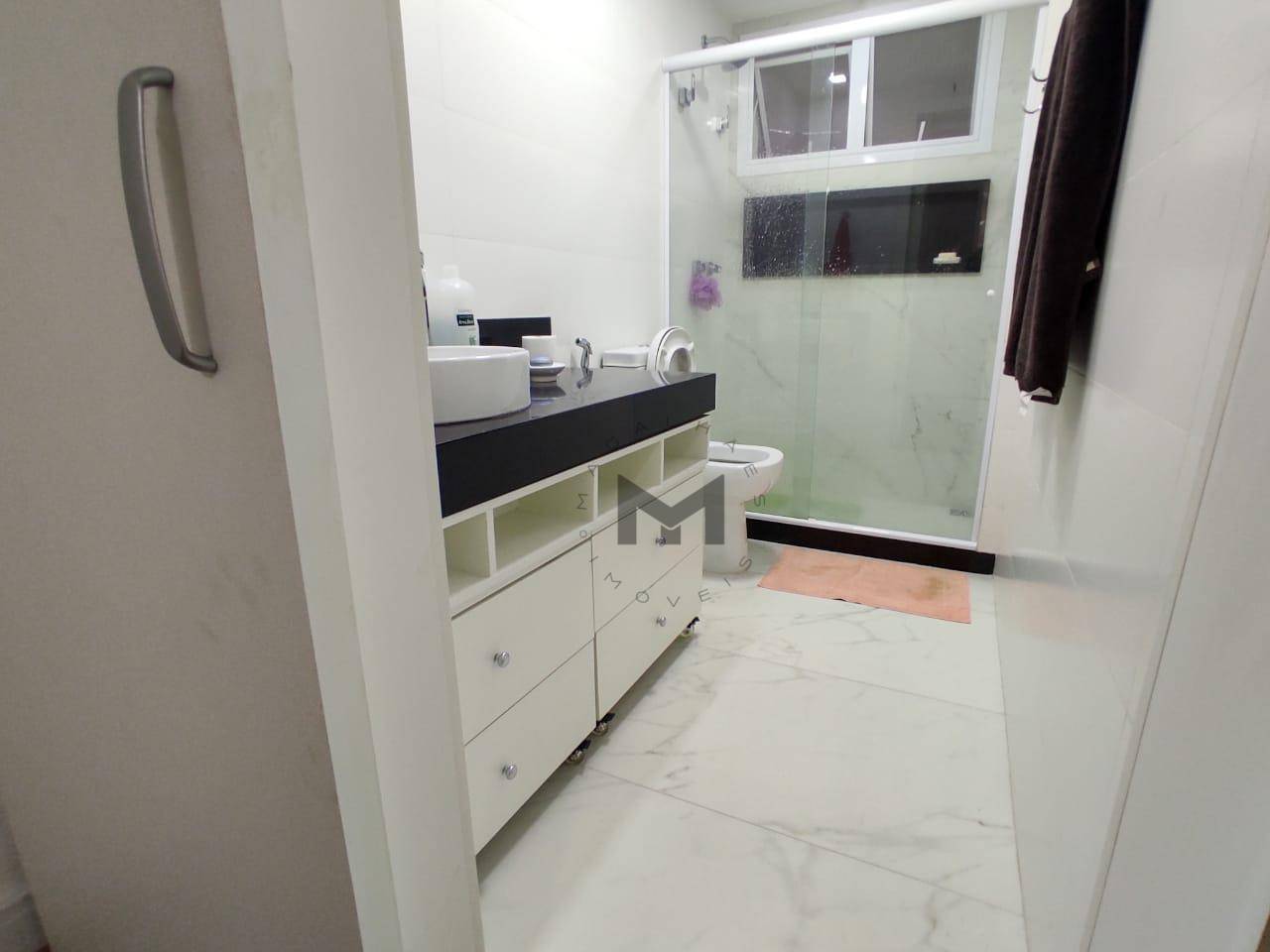 Apartamento à venda com 2 quartos, 108m² - Foto 10