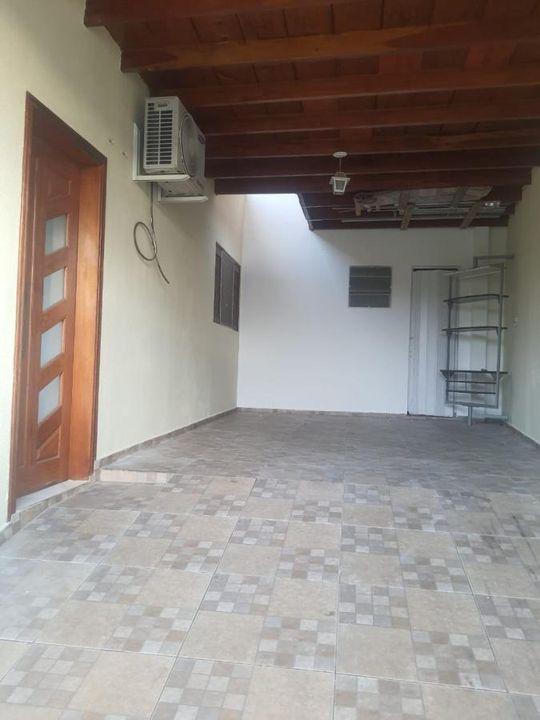 Casa à venda com 3 quartos, 150m² - Foto 3