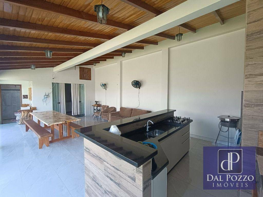 Casa à venda com 3 quartos, 206m² - Foto 27