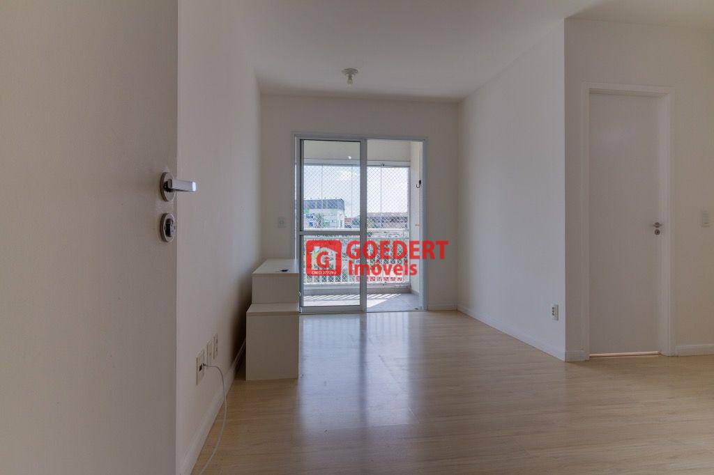 Apartamento à venda com 2 quartos, 61m² - Foto 2