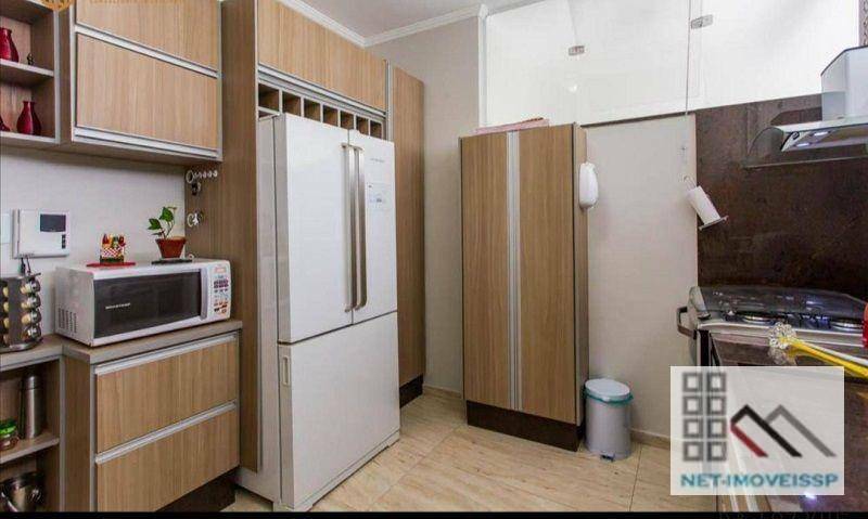 Sobrado à venda com 2 quartos, 220m² - Foto 14