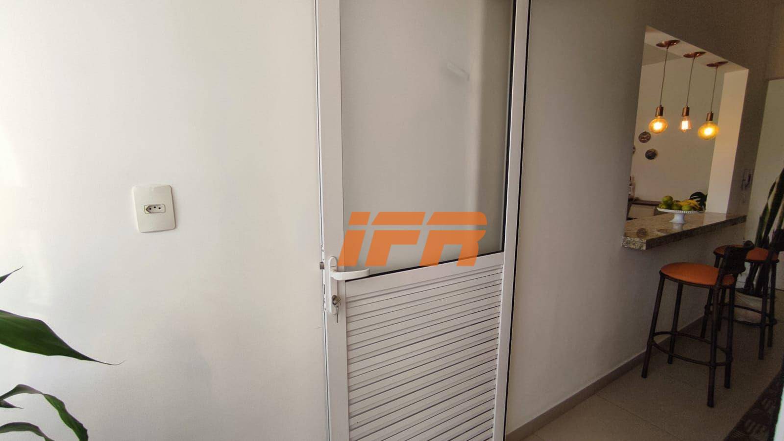 Apartamento à venda com 2 quartos, 69m² - Foto 8