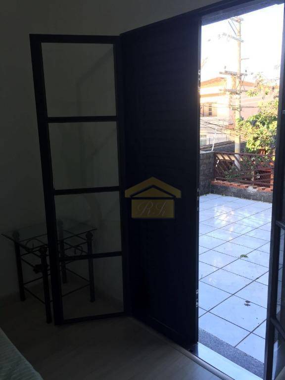 Sobrado à venda com 6 quartos, 130m² - Foto 29