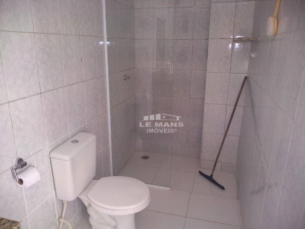 Casa à venda com 4 quartos, 202m² - Foto 25
