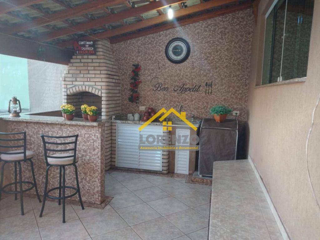 Sobrado à venda com 4 quartos, 180m² - Foto 32