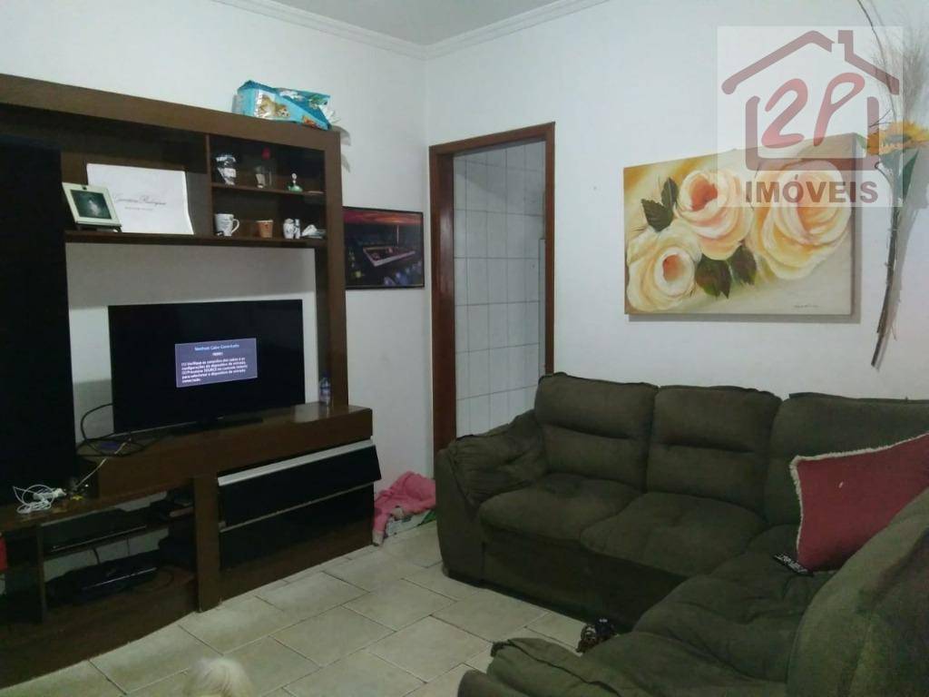 Casa à venda com 4 quartos, 131m² - Foto 13