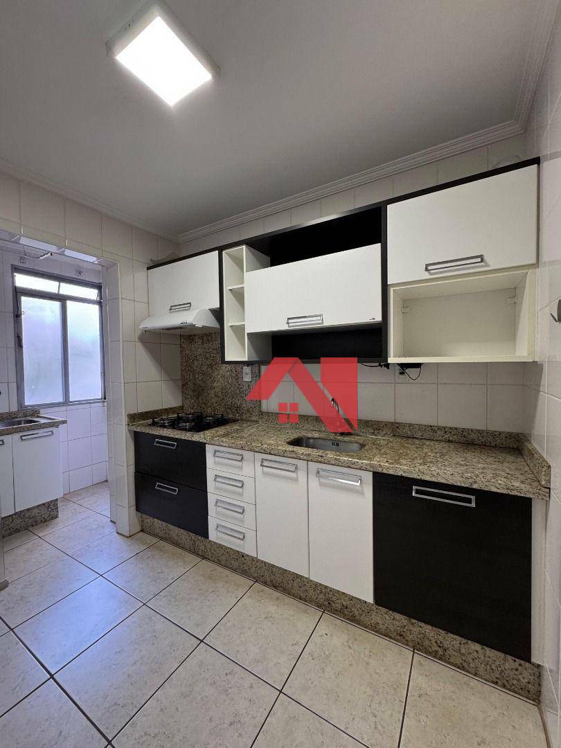 Apartamento para alugar com 2 quartos, 64m² - Foto 5