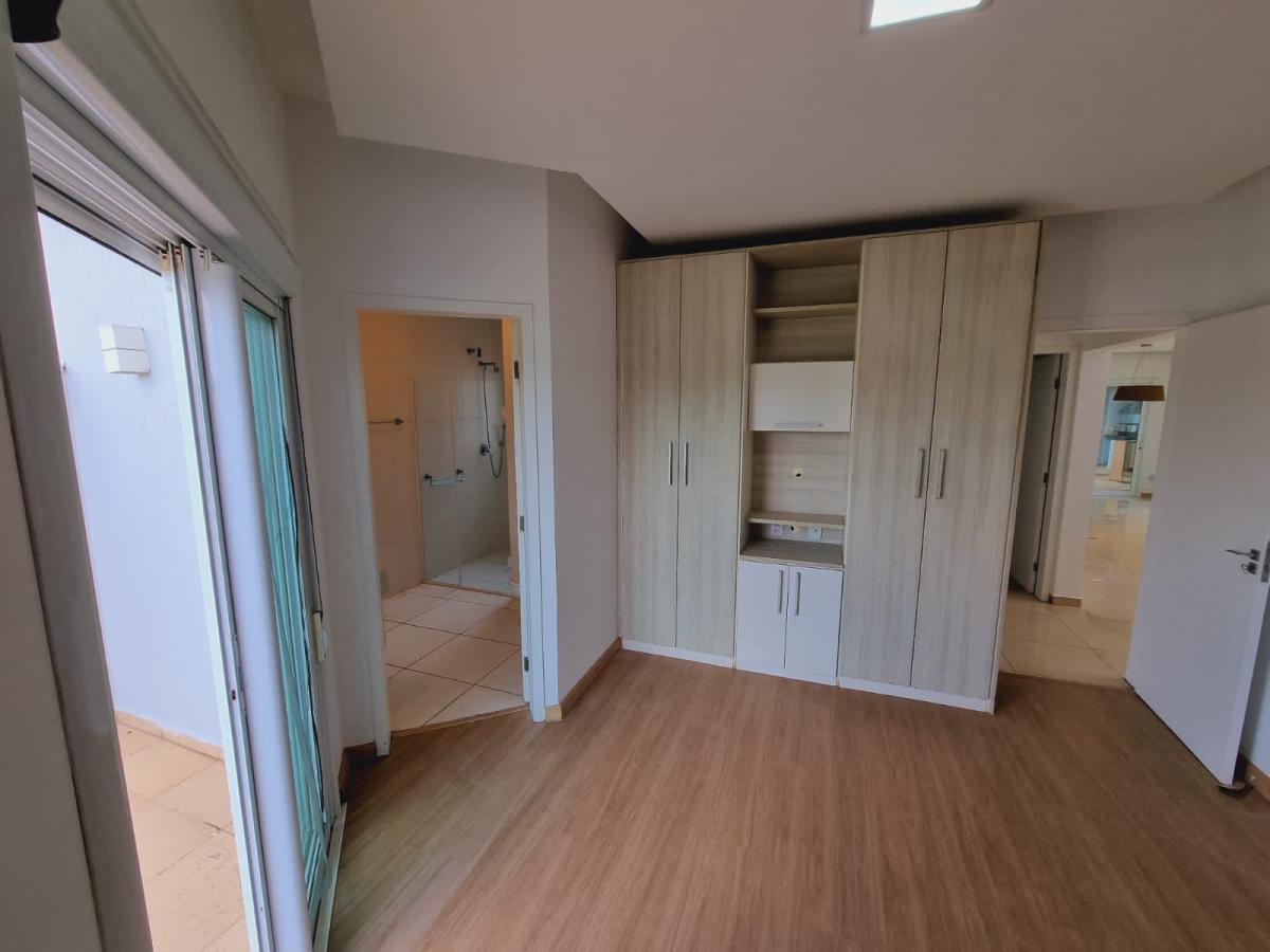 Casa de Condomínio à venda com 3 quartos, 208m² - Foto 7