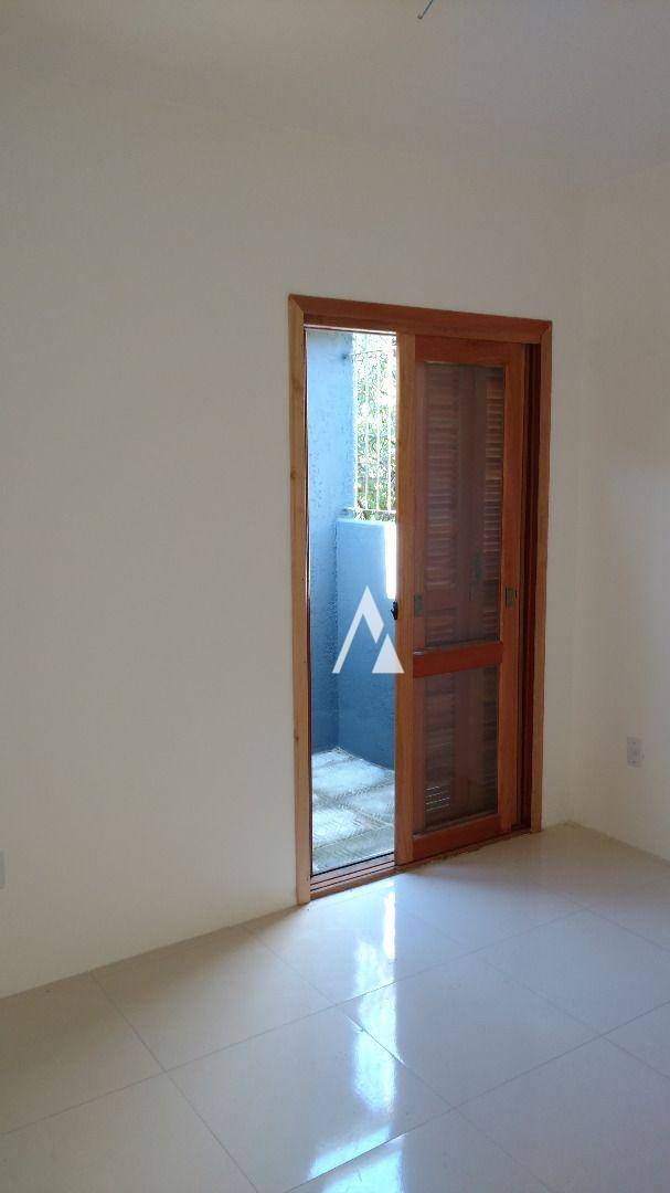 Casa à venda com 2 quartos, 56m² - Foto 13