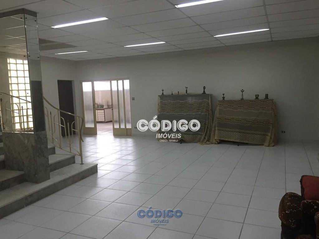 Casa à venda e aluguel com 5 quartos, 800m² - Foto 3