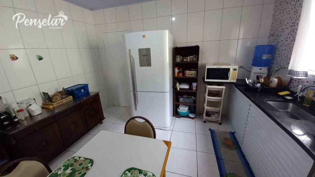 Casa de Condomínio à venda com 4 quartos, 185m² - Foto 11