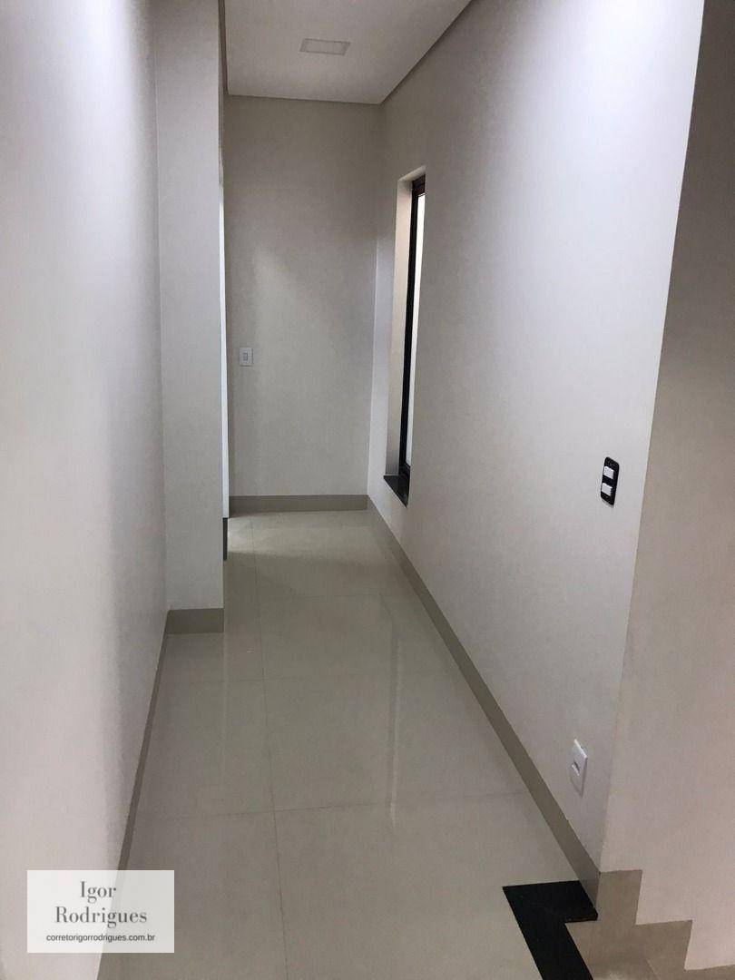 Sobrado à venda com 4 quartos, 330m² - Foto 10