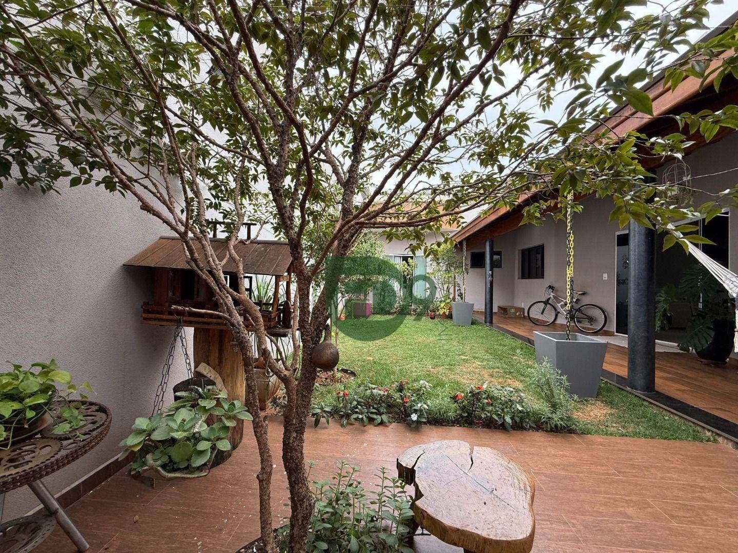 Casa à venda com 3 quartos, 225m² - Foto 11