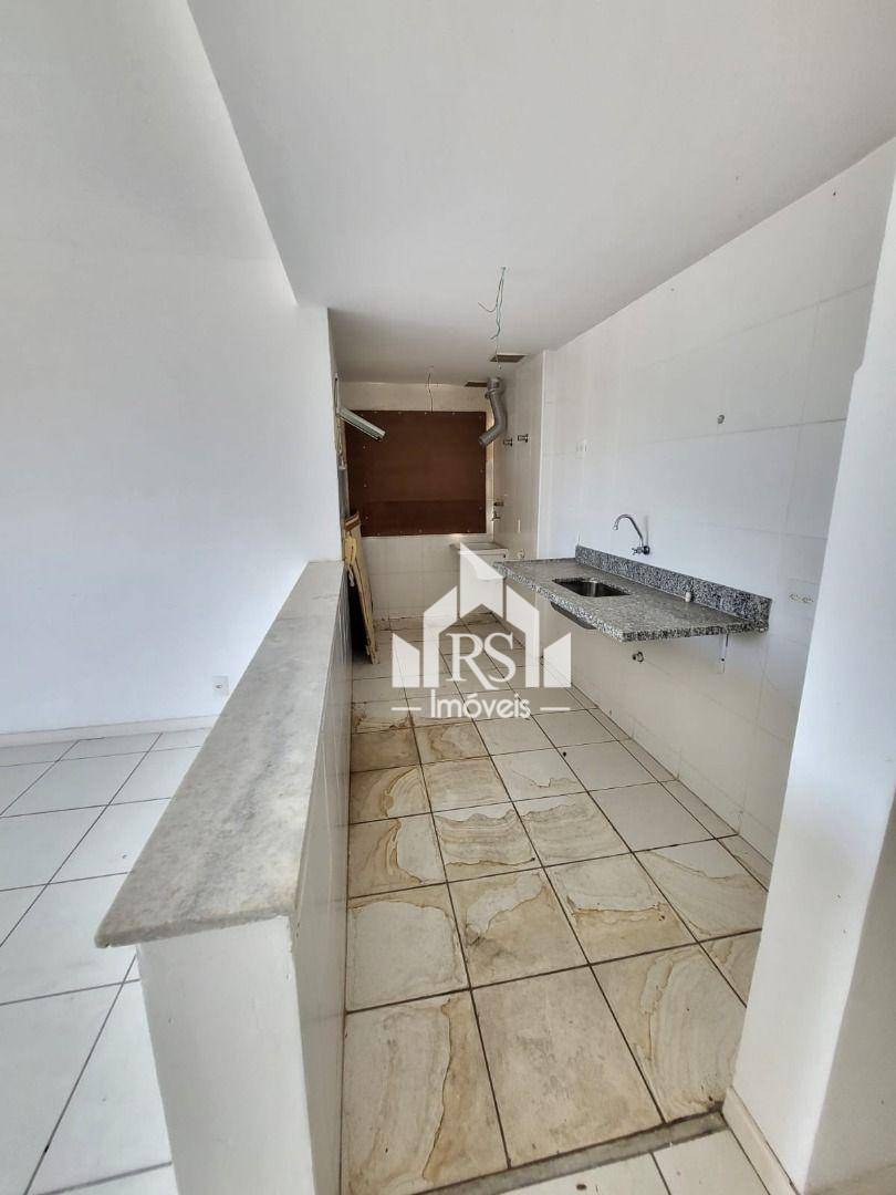 Apartamento à venda com 2 quartos, 56m² - Foto 15