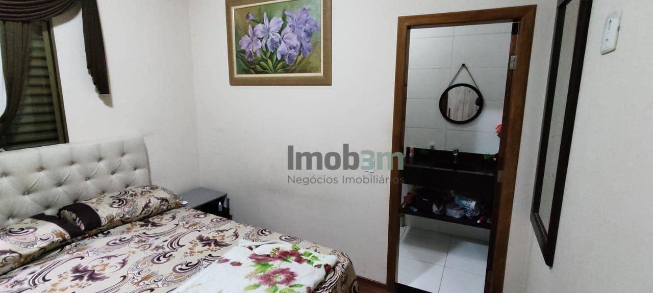 Casa à venda com 3 quartos, 195m² - Foto 11