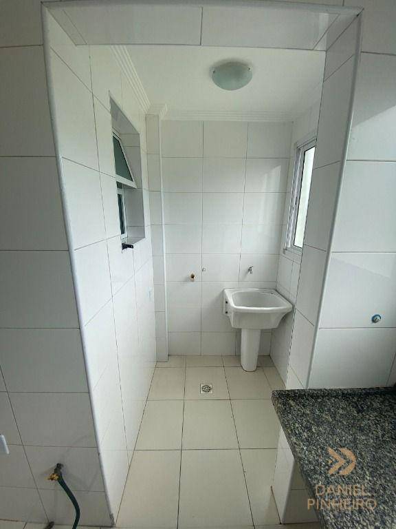 Apartamento à venda com 2 quartos, 62m² - Foto 5