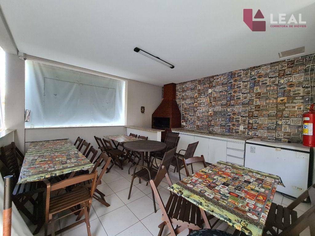 Apartamento para alugar com 2 quartos, 50m² - Foto 14