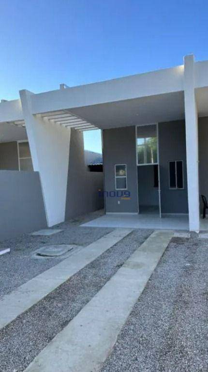 Casa, 3 quartos, 94 m² - Foto 1