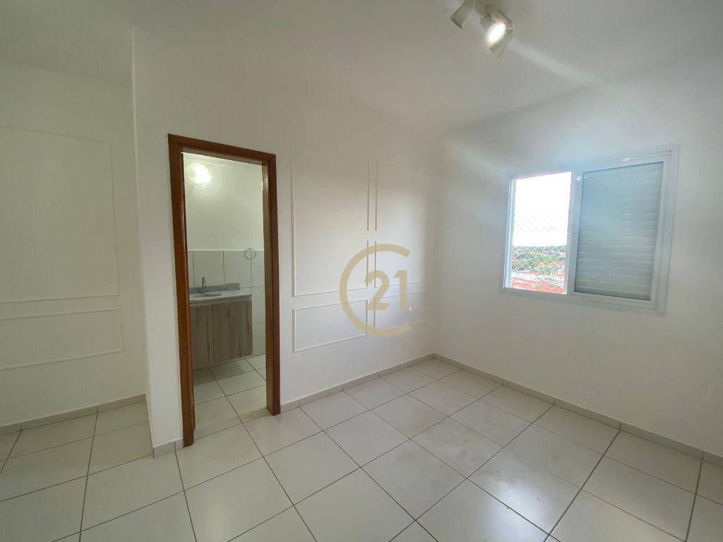 Apartamento para alugar com 3 quartos, 84m² - Foto 18