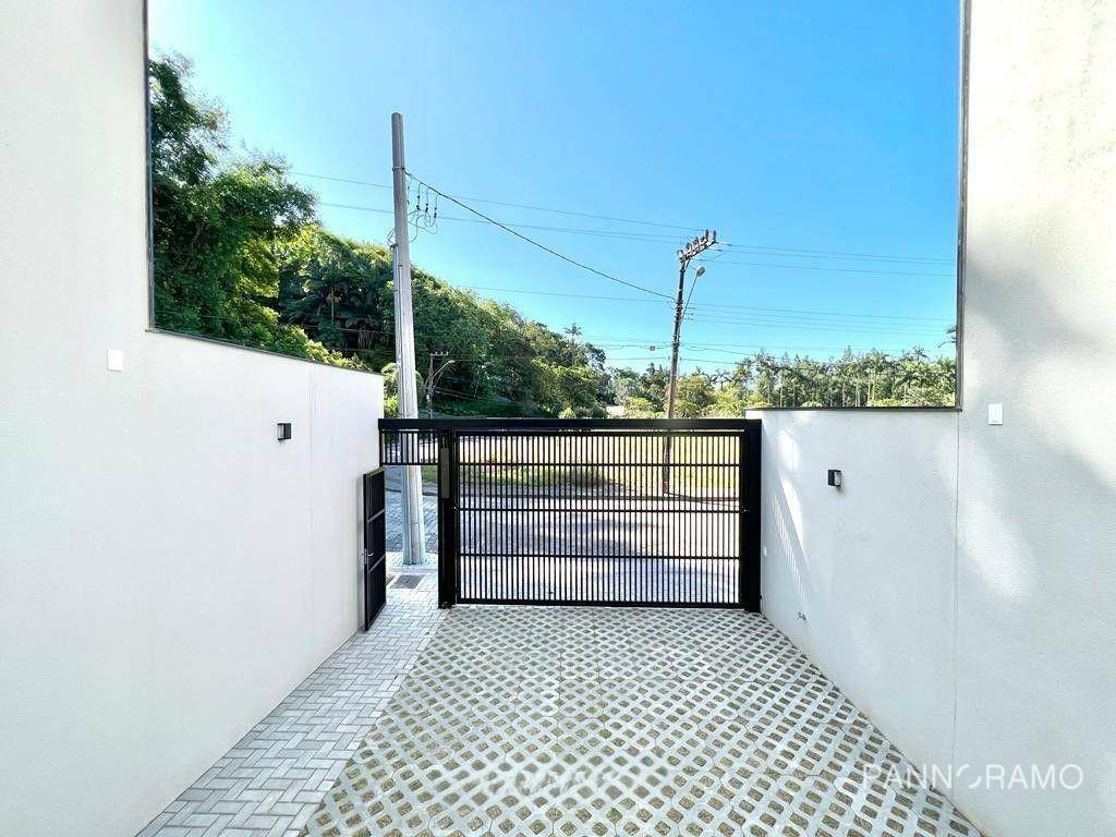 Sobrado à venda com 2 quartos, 94m² - Foto 2