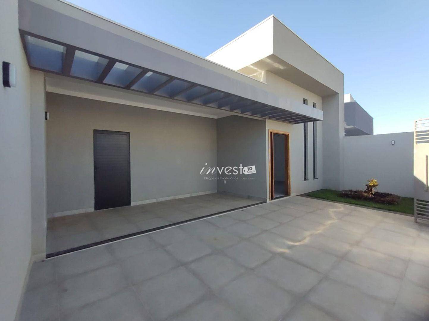 Casa à venda com 3 quartos, 112m² - Foto 1