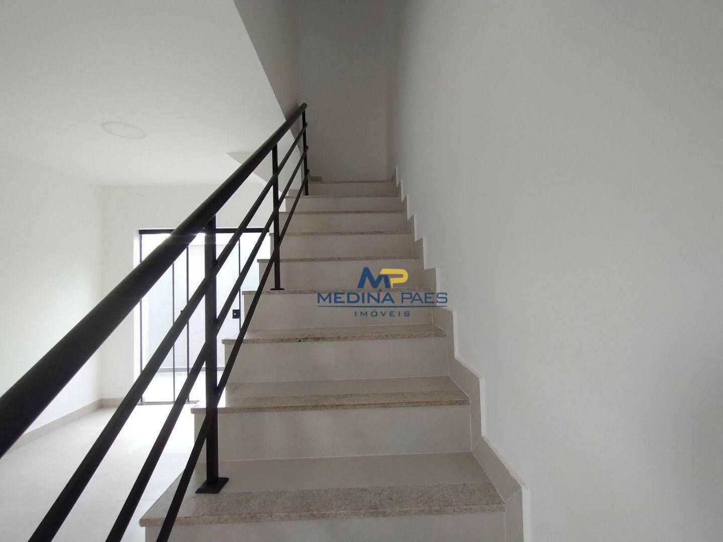 Casa à venda com 2 quartos, 48m² - Foto 23