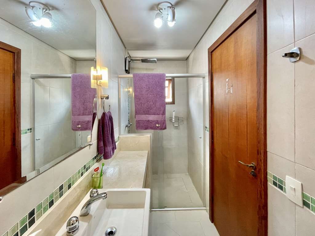 Casa de Condomínio à venda com 3 quartos, 319m² - Foto 26