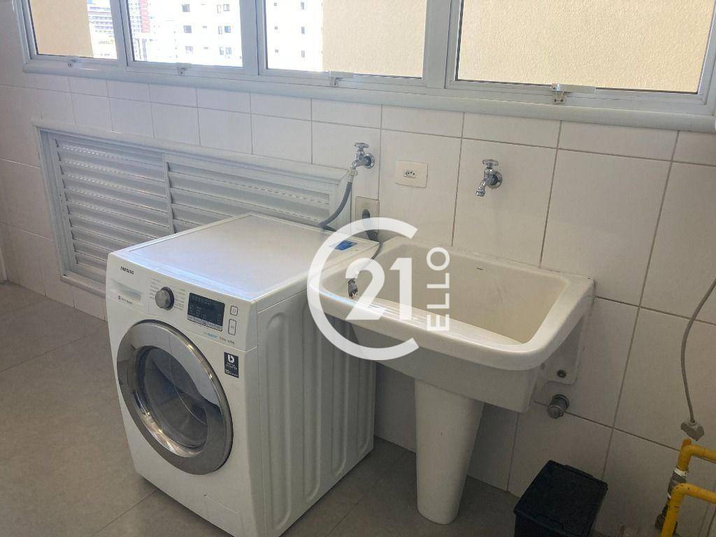 Apartamento para alugar com 3 quartos, 143m² - Foto 41