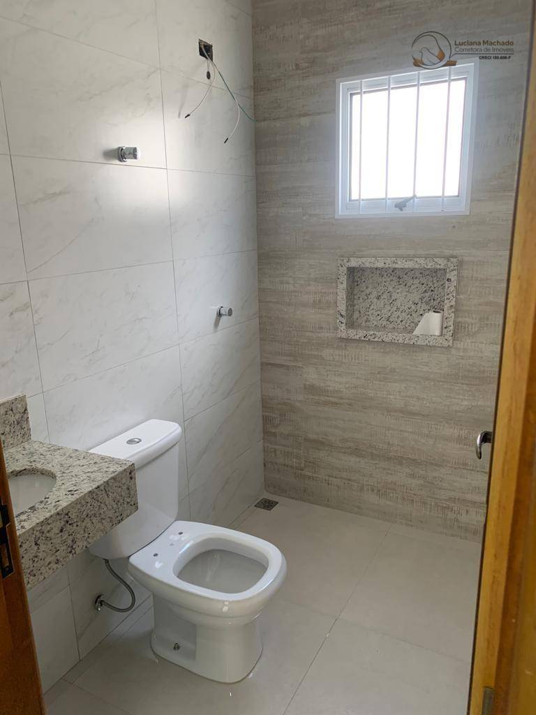 Casa à venda com 3 quartos, 160m² - Foto 14