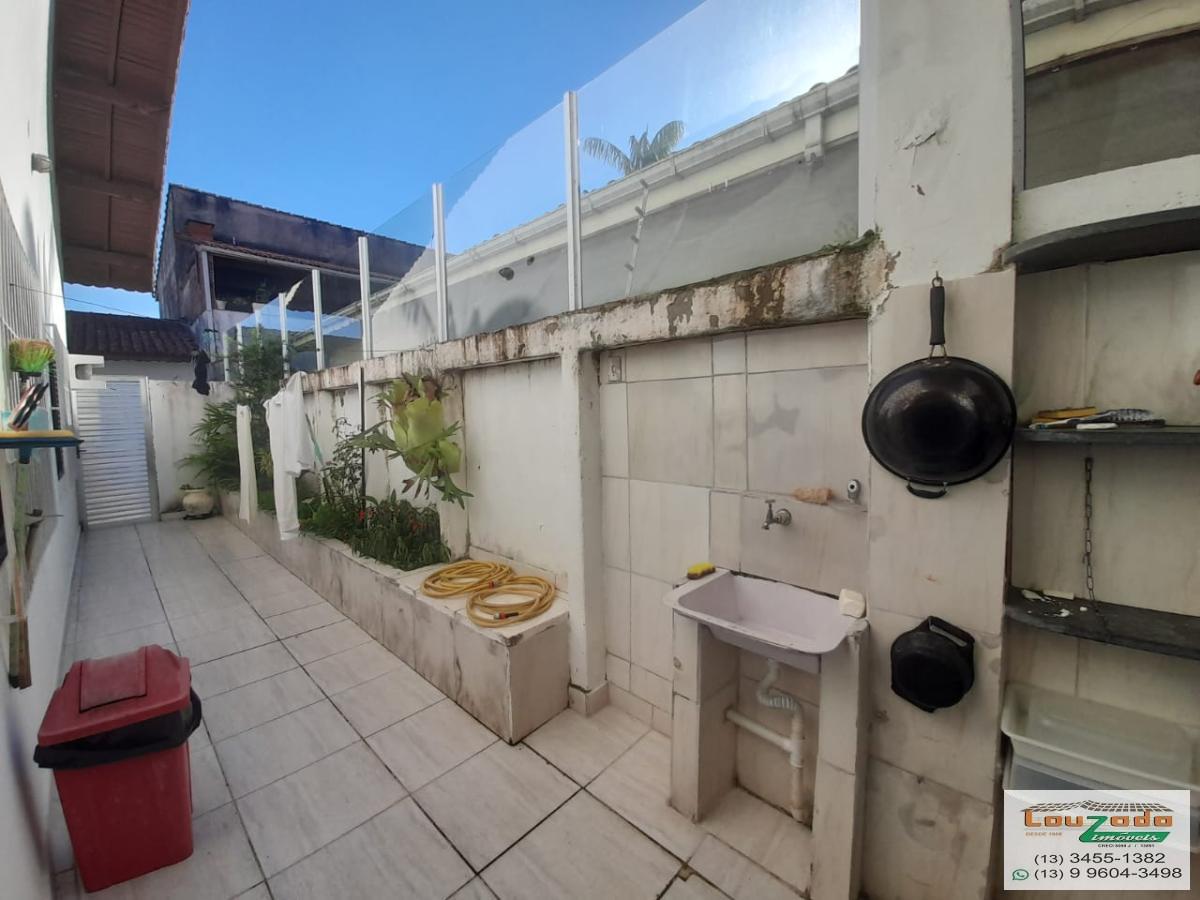 Casa à venda com 3 quartos, 297m² - Foto 5