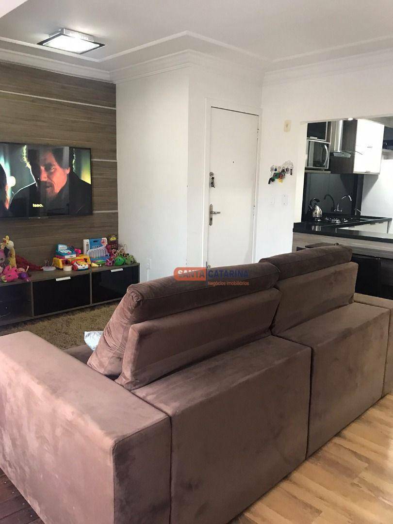 Apartamento à venda com 2 quartos, 58m² - Foto 7