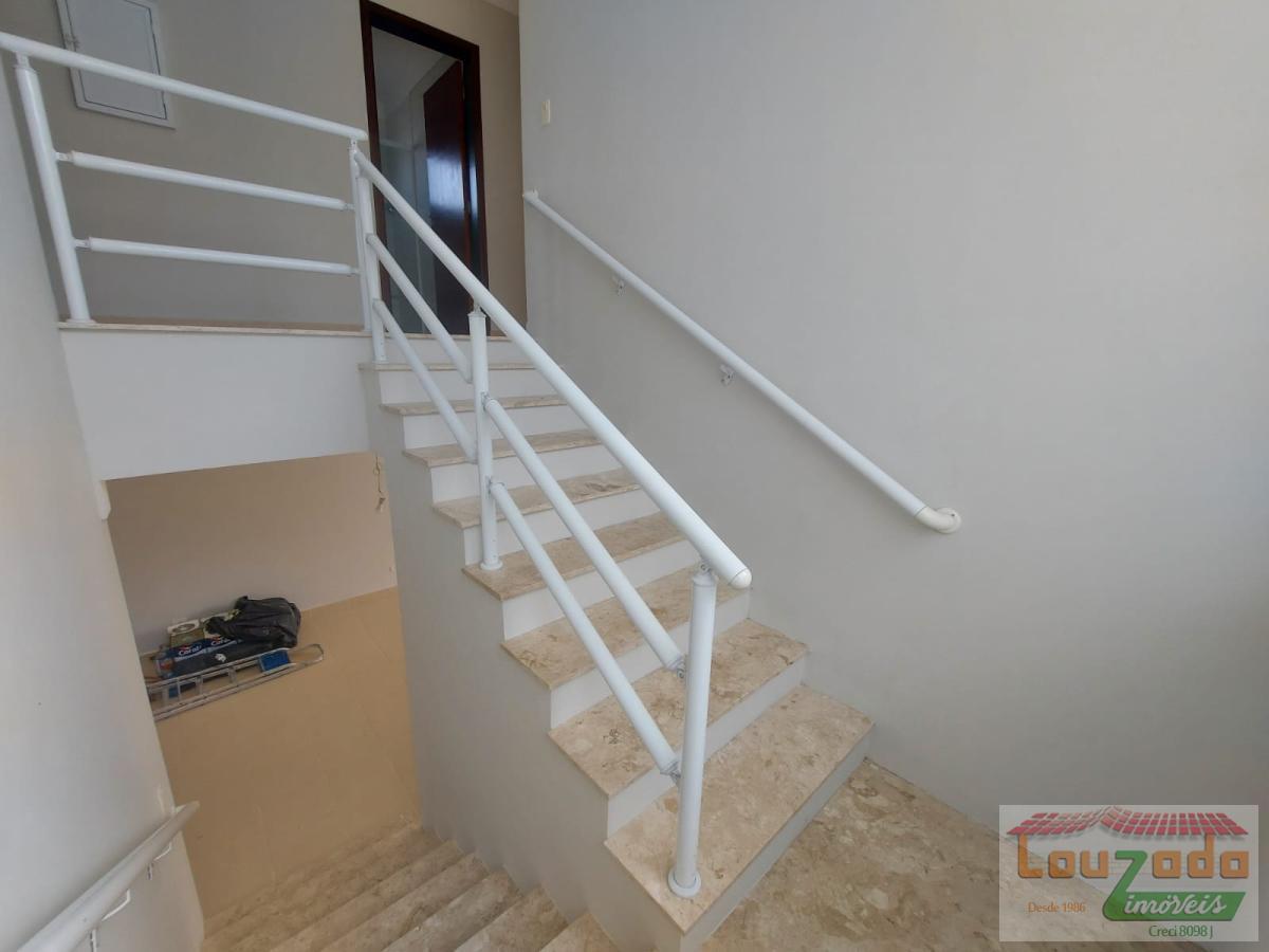 Sobrado à venda com 4 quartos, 250m² - Foto 10