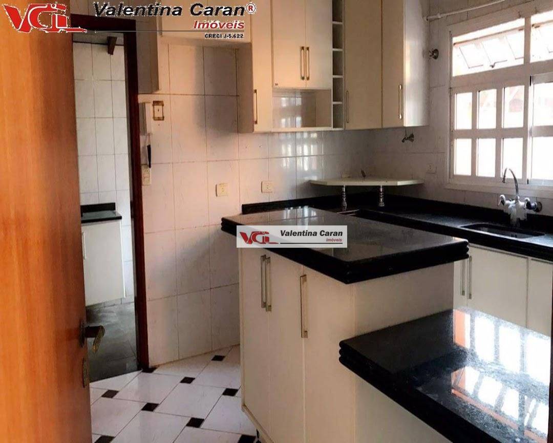 Casa à venda com 3 quartos, 222m² - Foto 8