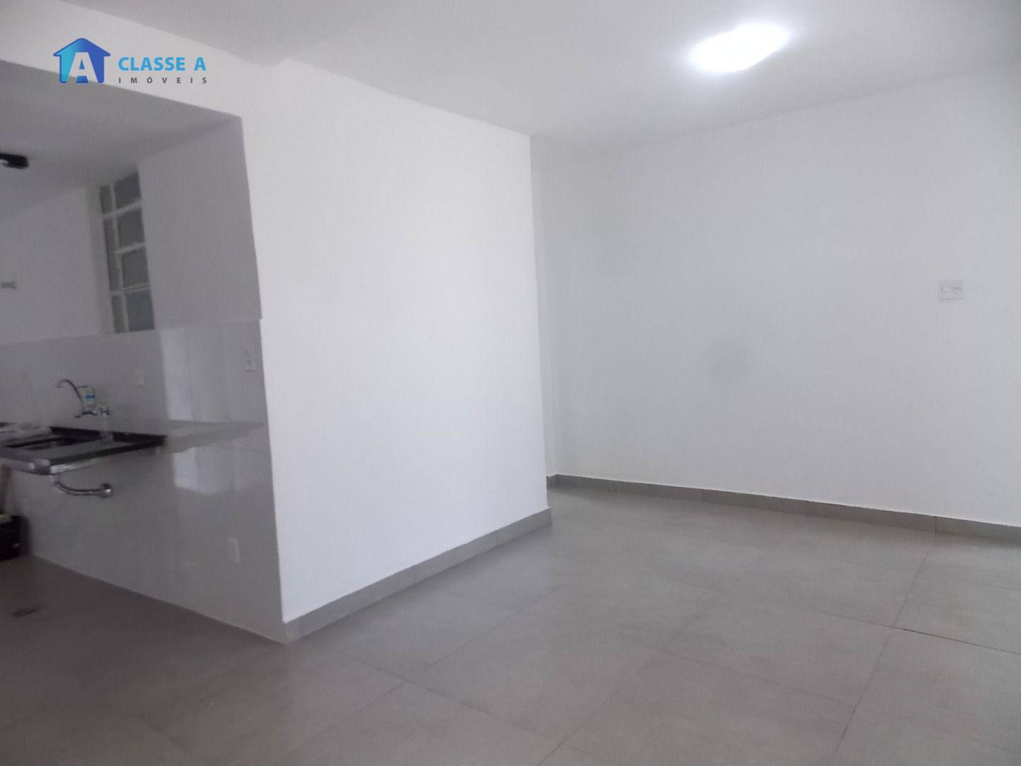 Casa à venda com 4 quartos, 160m² - Foto 10