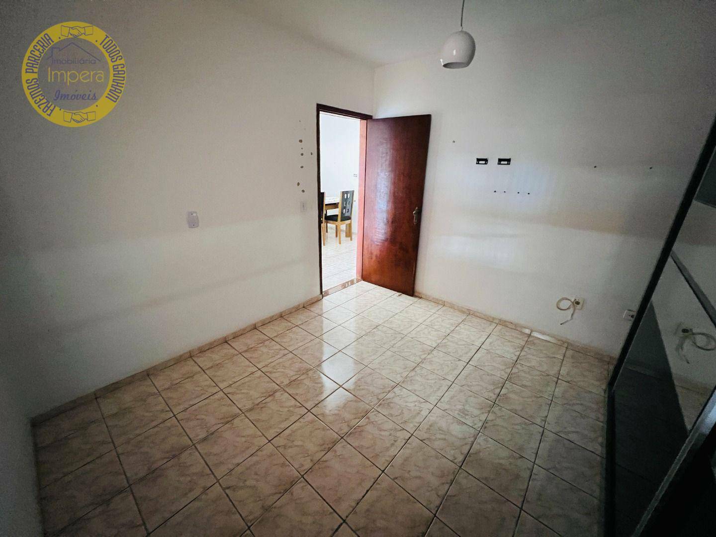 Casa para alugar com 3 quartos, 120m² - Foto 8