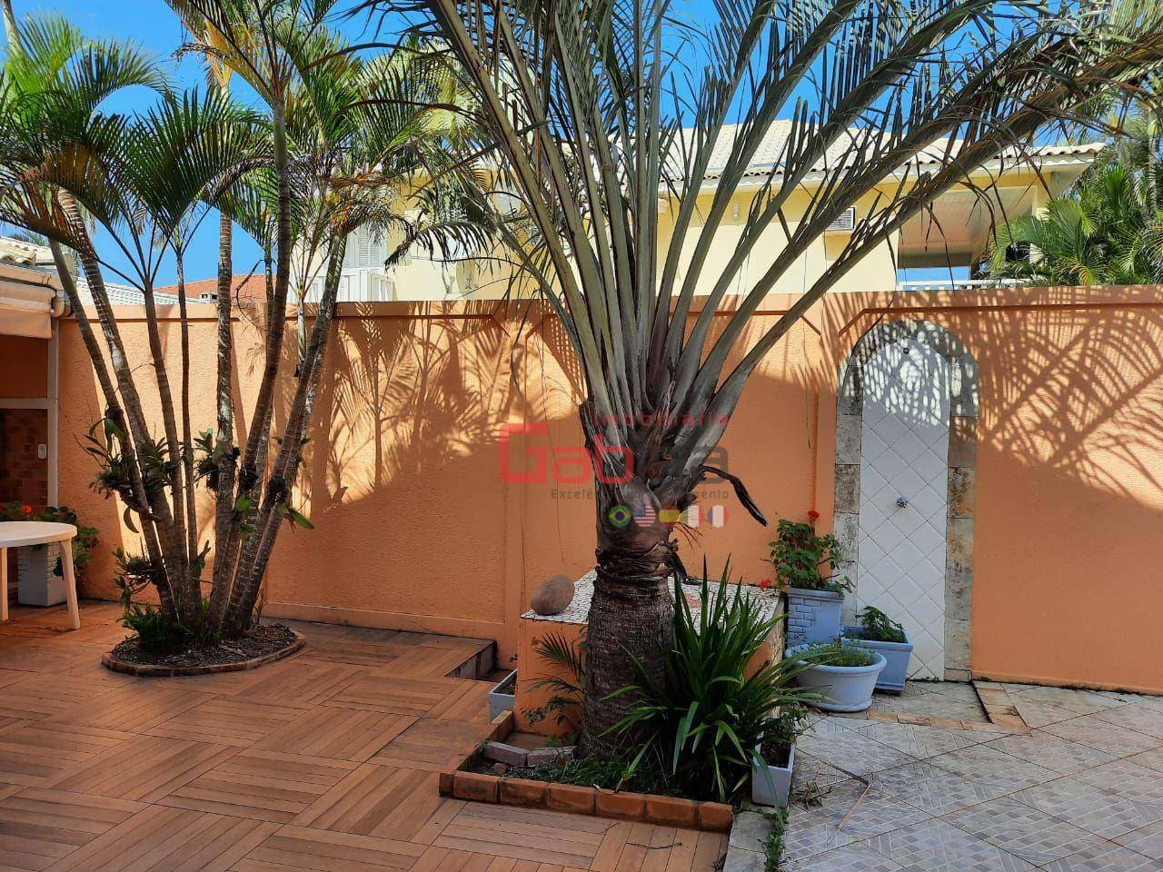 Casa de Condomínio à venda com 5 quartos, 250m² - Foto 3