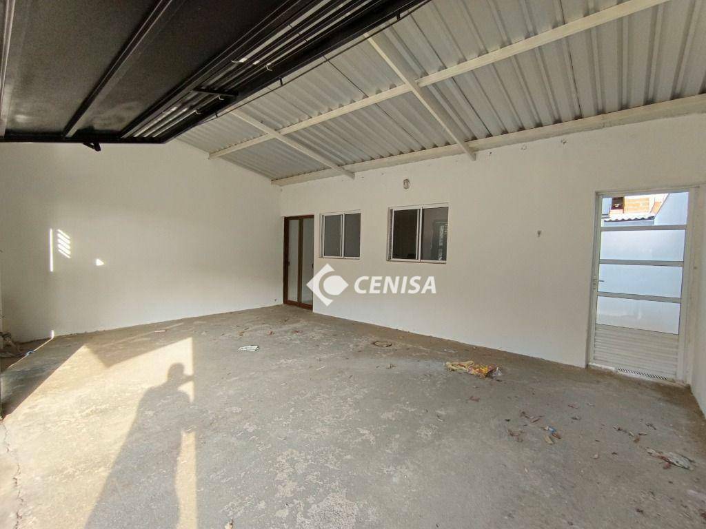 Casa à venda com 4 quartos, 140m² - Foto 3