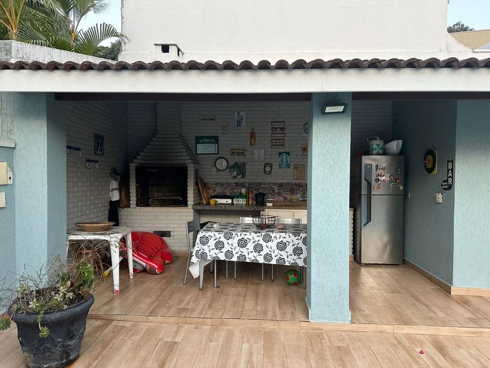 Casa de Condomínio à venda com 3 quartos, 370m² - Foto 15