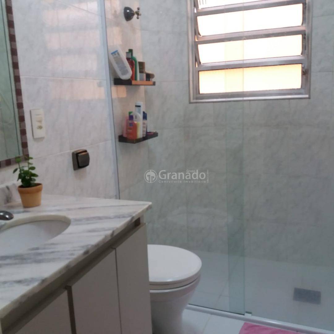 Apartamento à venda com 2 quartos, 76m² - Foto 11