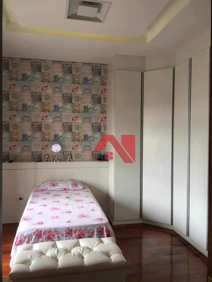 Casa à venda com 6 quartos, 700m² - Foto 28