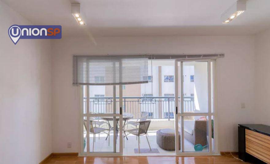 Apartamento à venda com 3 quartos, 98m² - Foto 2