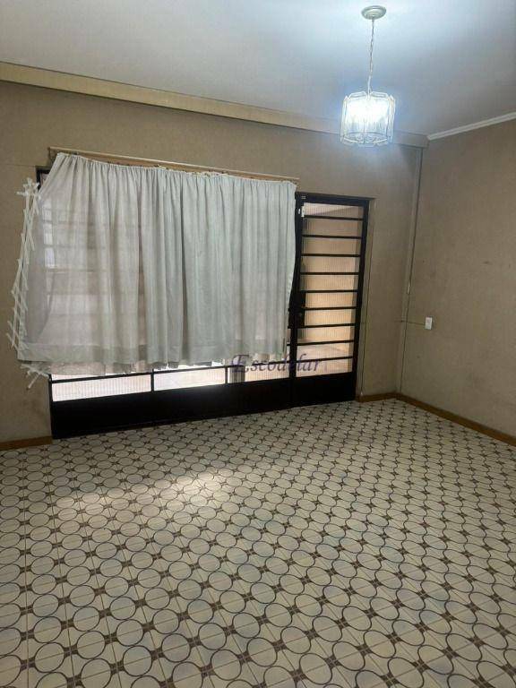 Sobrado à venda com 6 quartos, 240m² - Foto 58